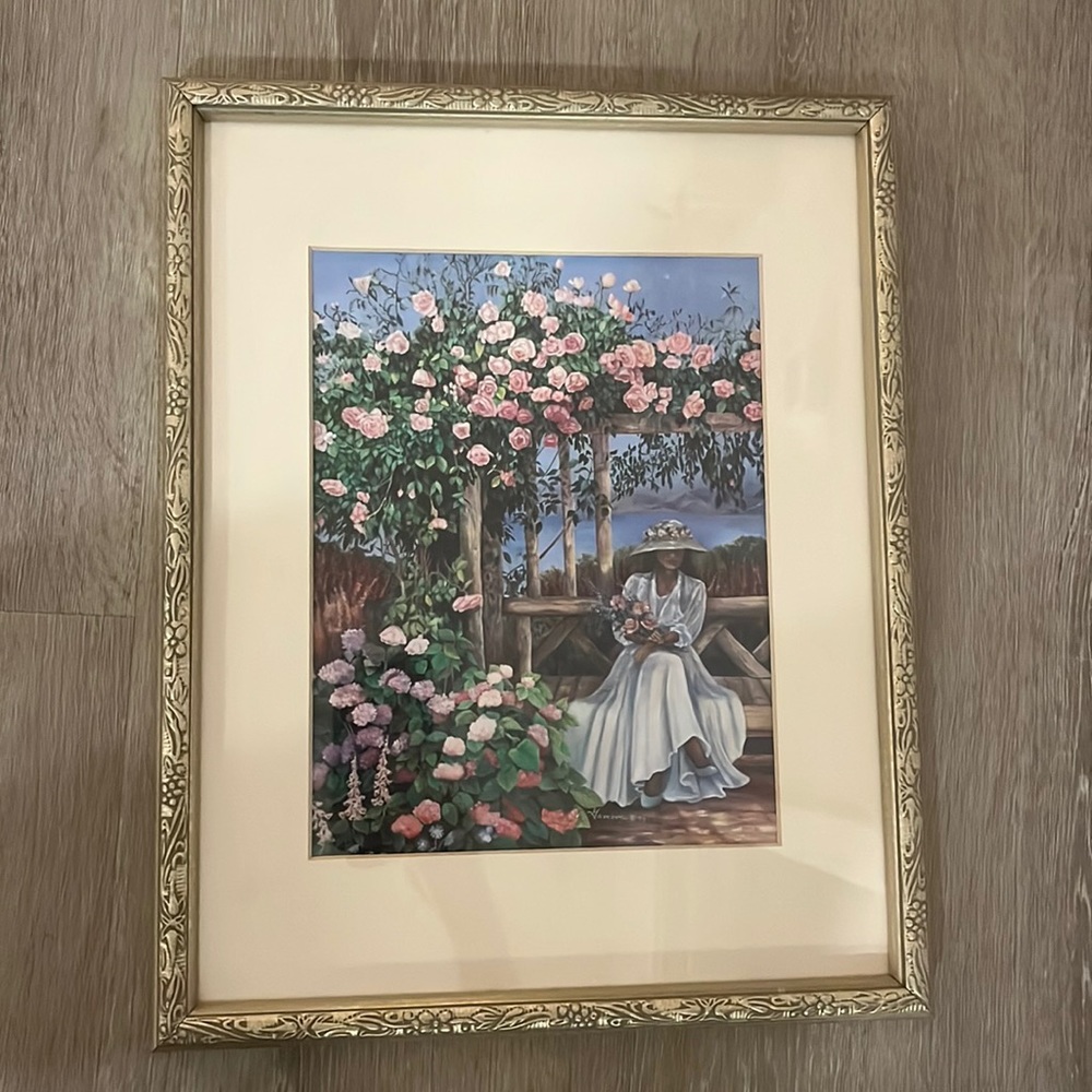 Classy feminine art piece!